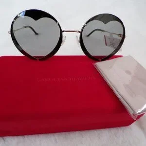 Carolina Herrera | Accessories | Carolina Herrera Heart Cut 